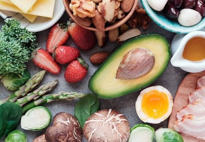 Keotogenesch Ernärung fir Gewiichtsverloscht