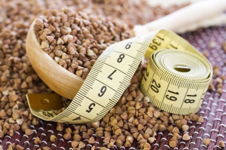 Buckwheat Diät fir Gewiichtsverloscht an enger Woch